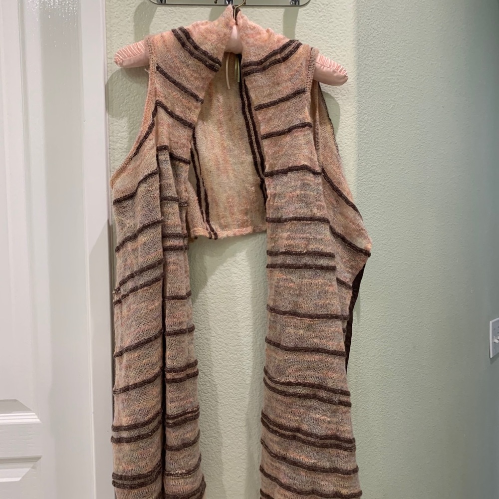 Moth long vest